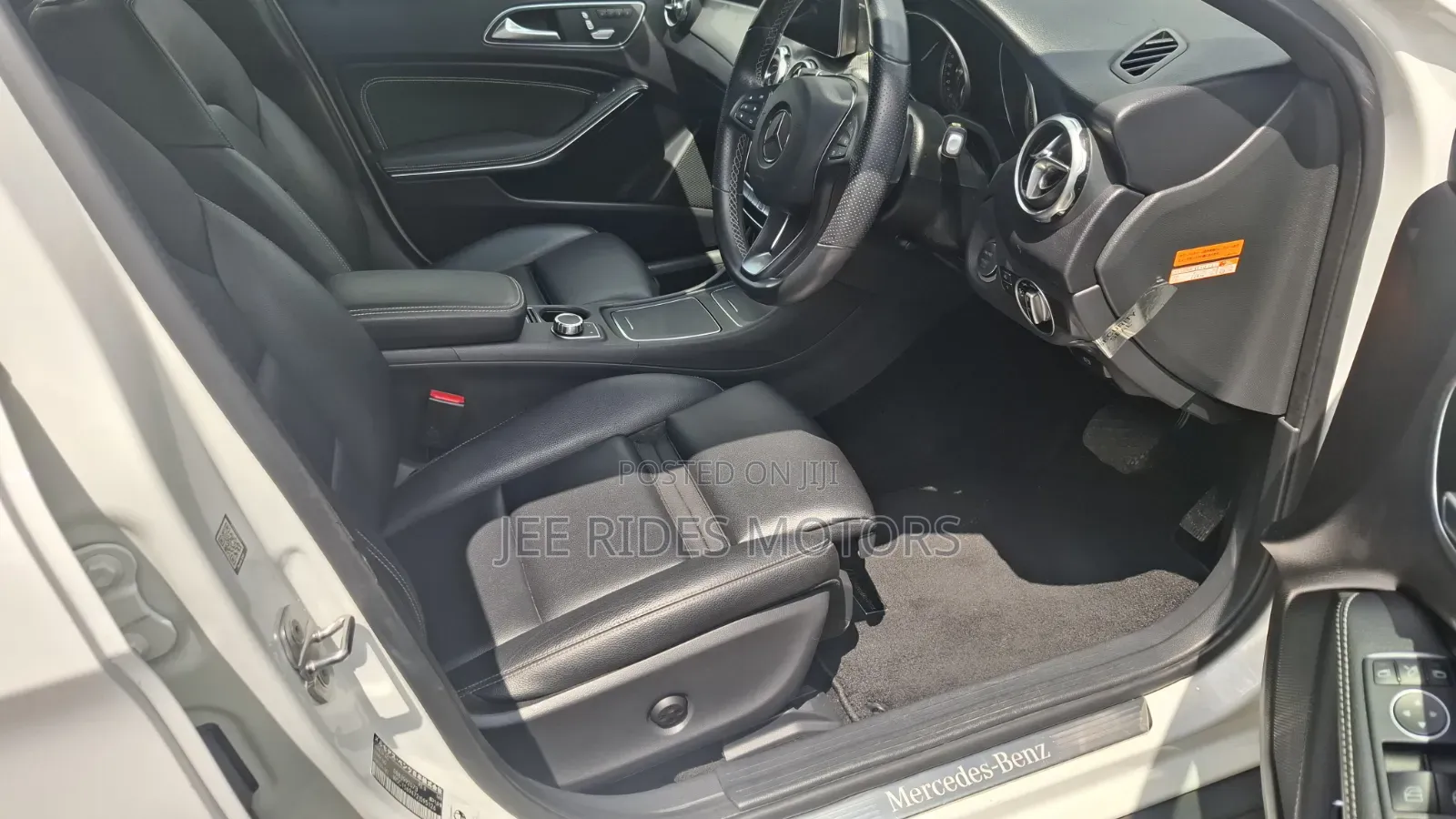 Mercedes-Benz GLA-Class 2019 White
