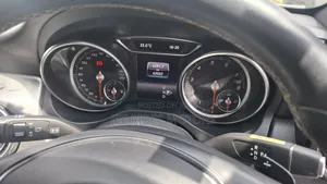 Mercedes-Benz GLA-Class 2019 White