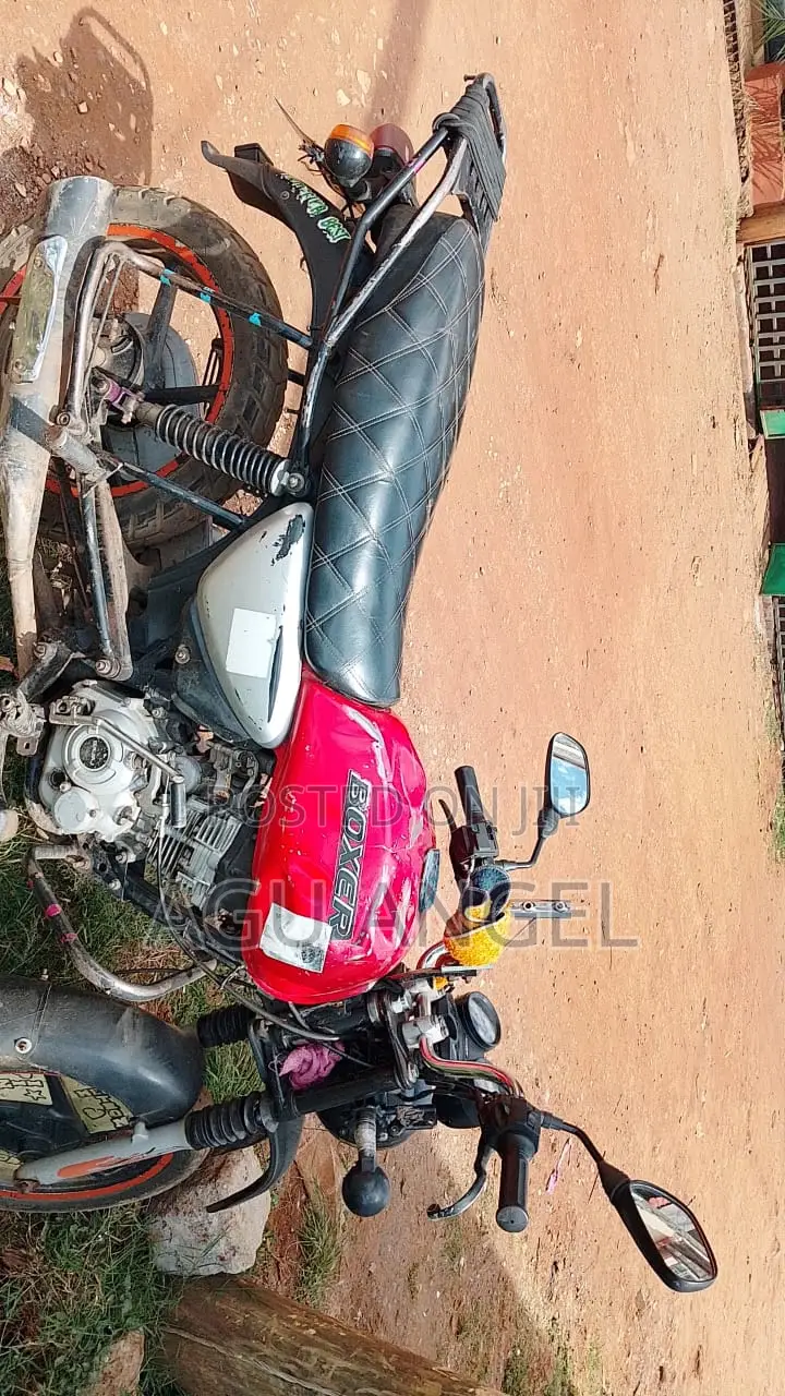 Bajaj Boxer 150 UG 2017 Red