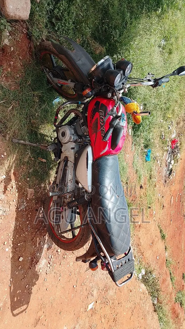 Bajaj Boxer 150 UG 2017 Red