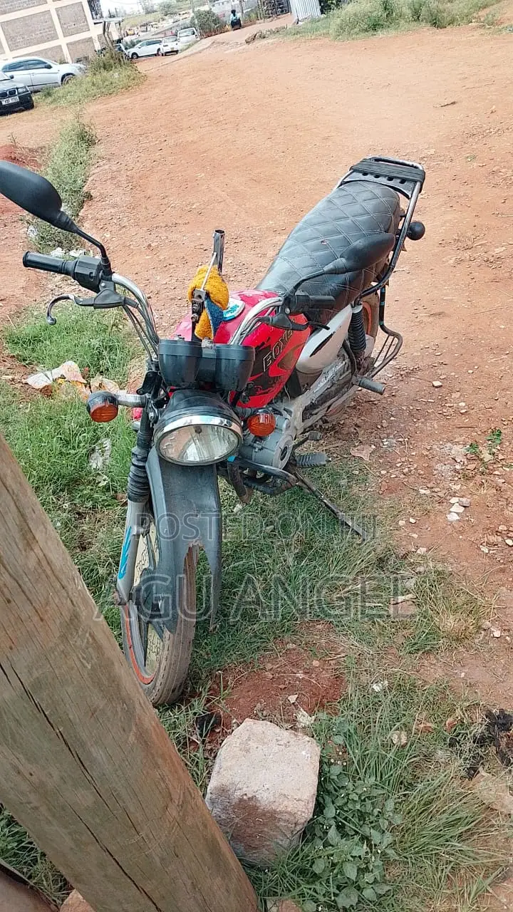 Bajaj Boxer 150 UG 2017 Red