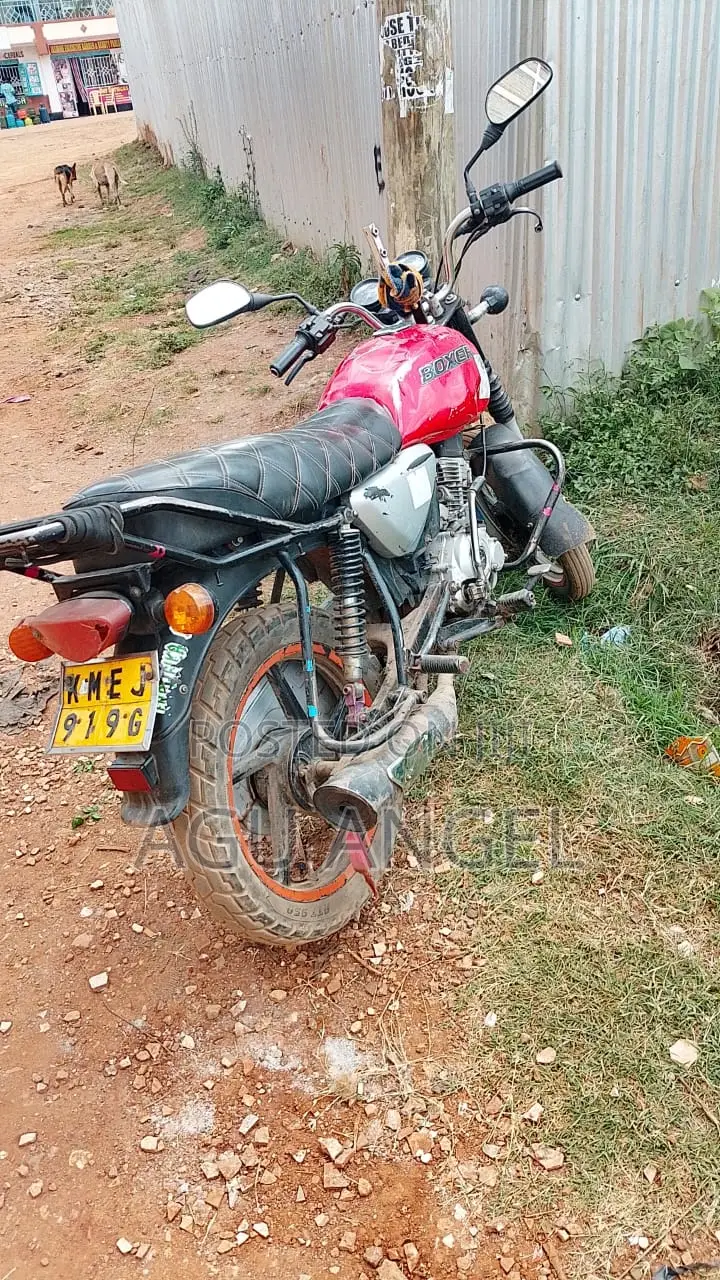 Bajaj Boxer 150 UG 2017 Red