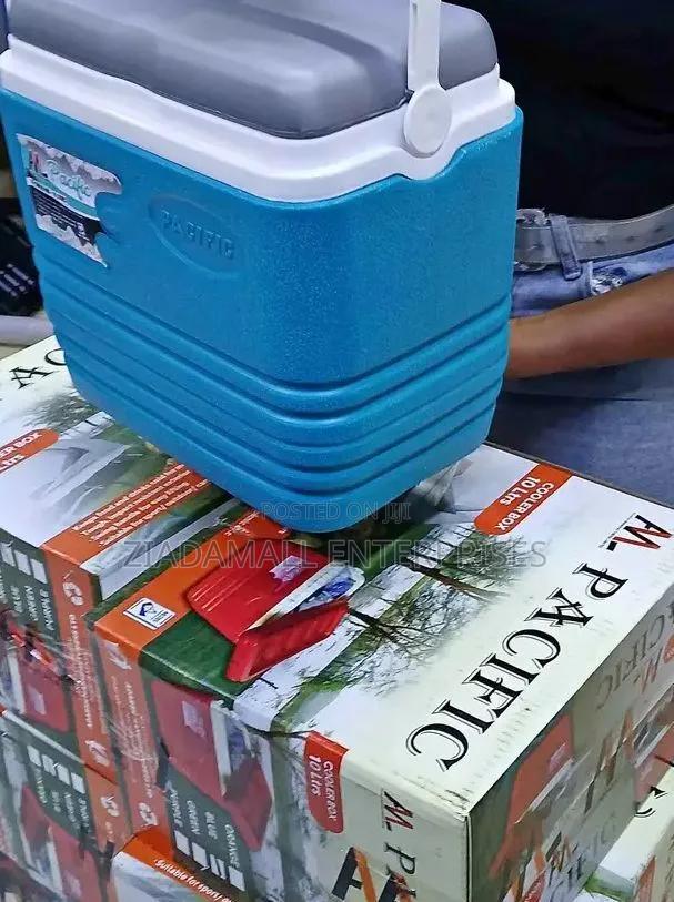 Cooler Box 10 Litres Capacity Portable Freshness With the Pacific 10l