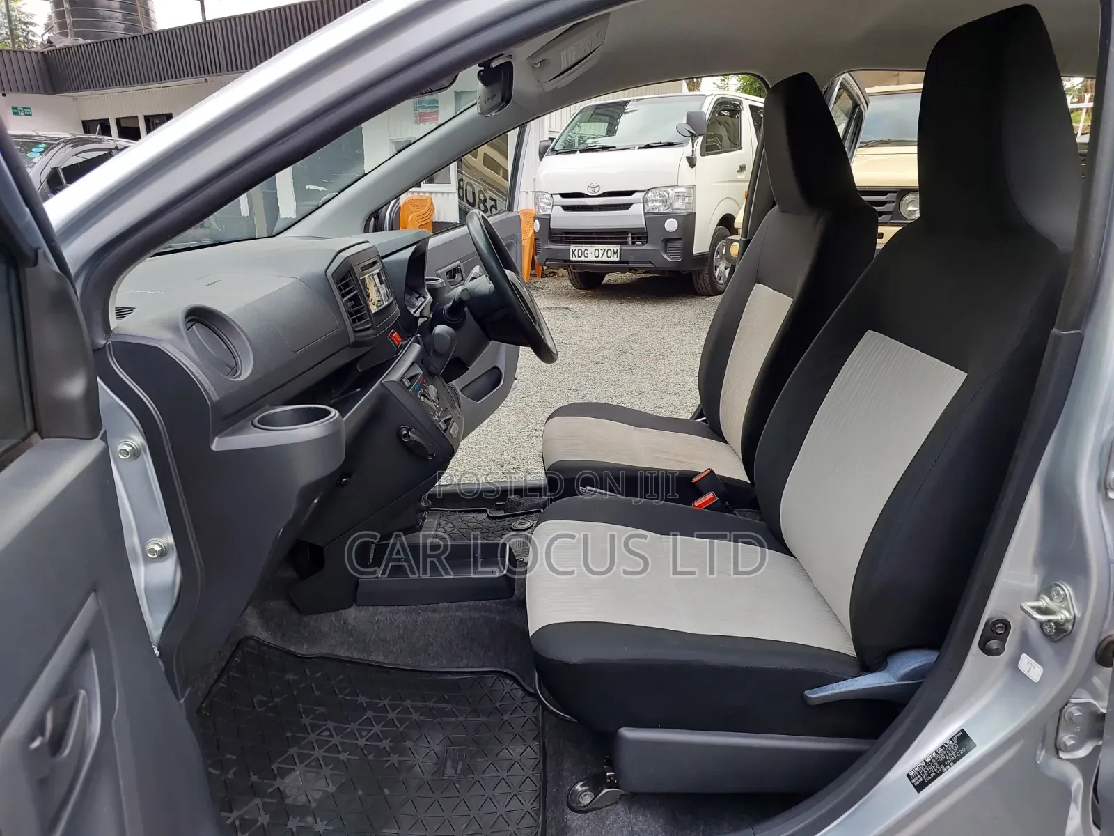 Daihatsu Mira 2018 Silver