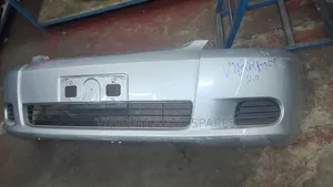 Wish 2002 Front Bumper Without Foglights