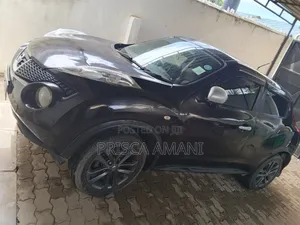 Nissan Juke NISMO 4dr Hatchback (1.6L 4cyl Turbo 6M) 2015 Black