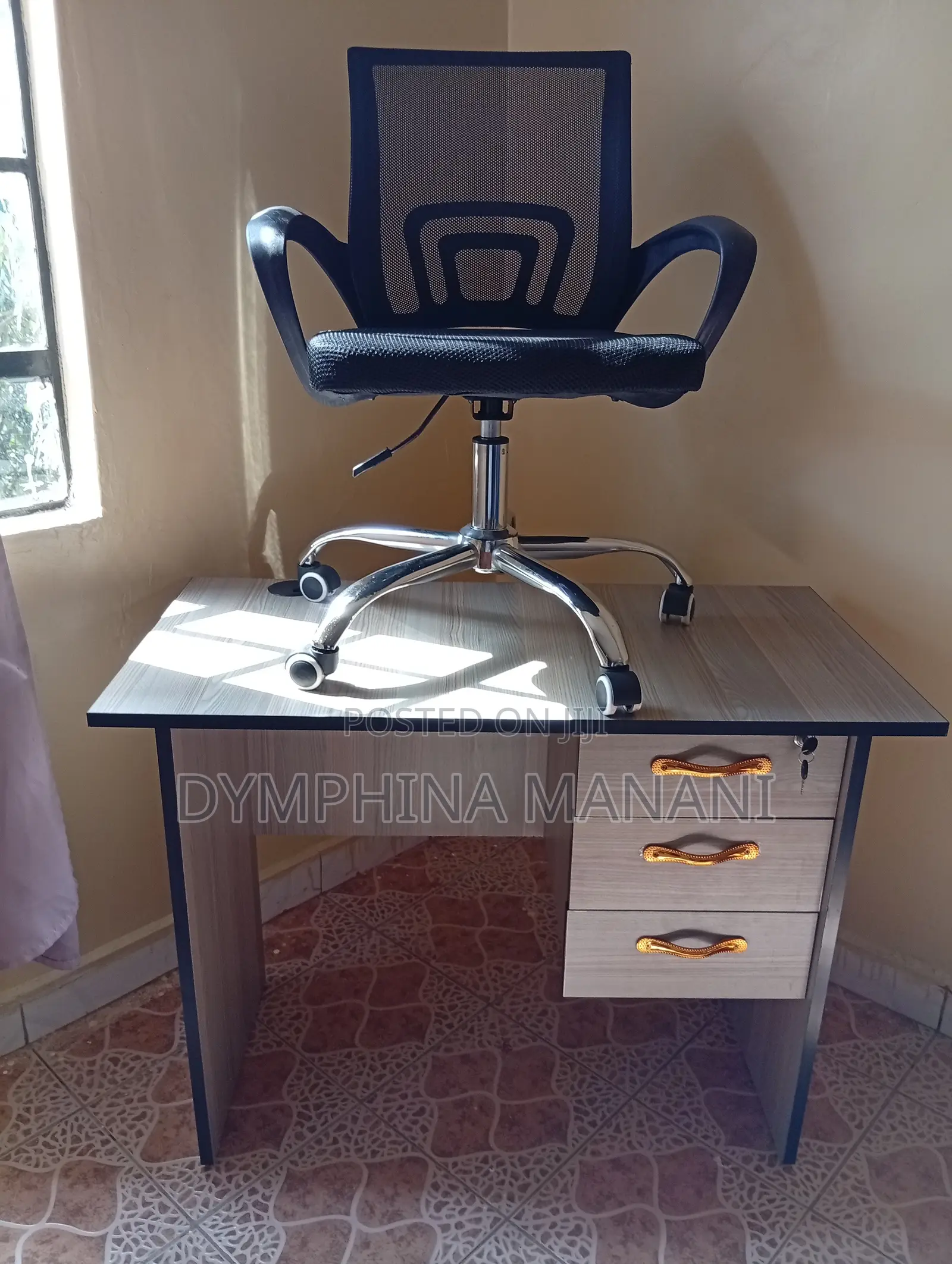Imtr Study Table+Mesh Chair