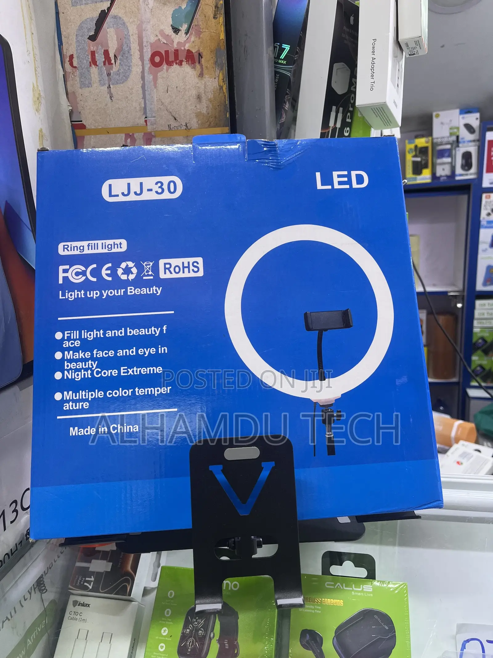 The LJJ Ringlight 14 Inch With Its Stand