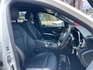 Mercedes-Benz C200 2017 White