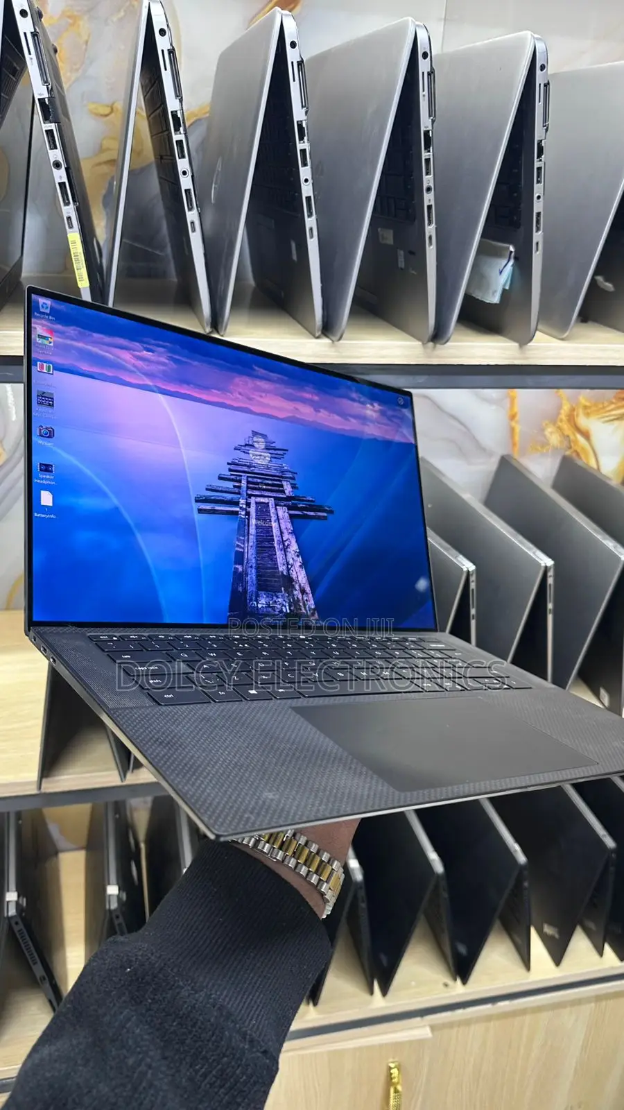 New Laptop Dell Precision 5550 4GB Intel Core i7 SSD 512GB