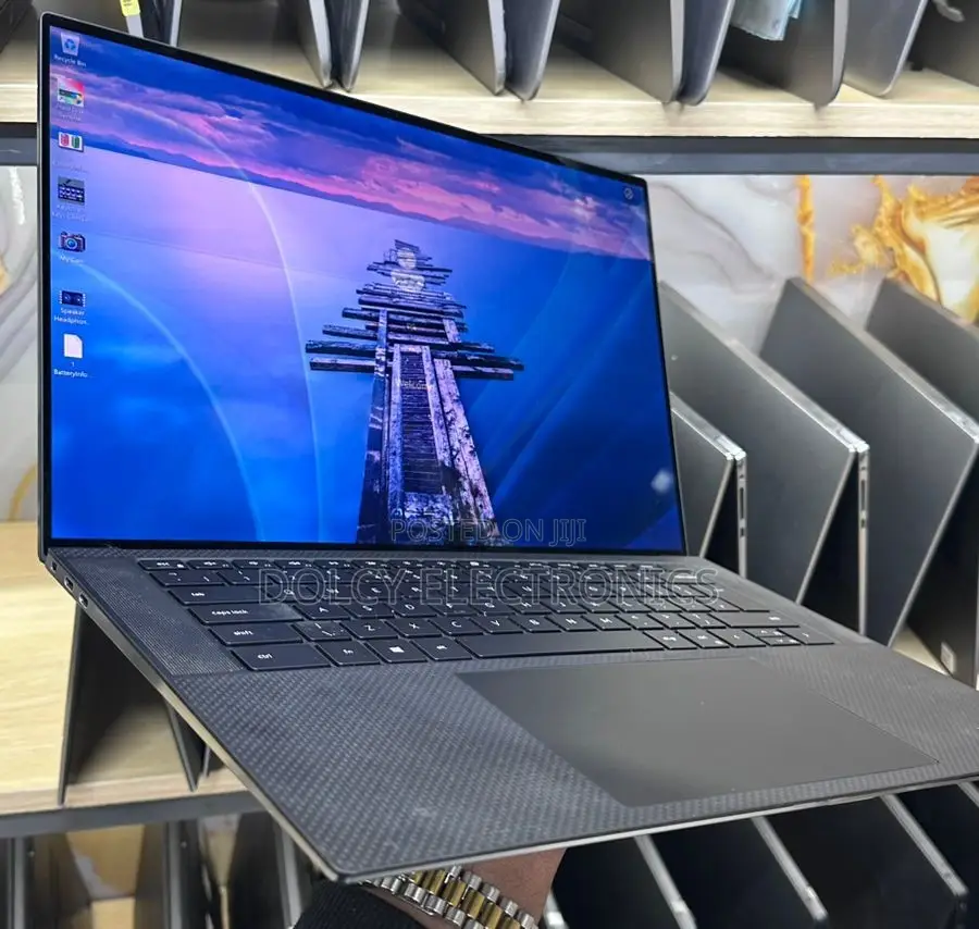 New Laptop Dell Precision 5550 4GB Intel Core i7 SSD 512GB