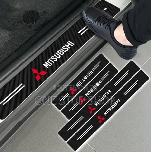 4pc Door Antiscratch Carbon Fiber Door Sill Sticker for Mitsubishi