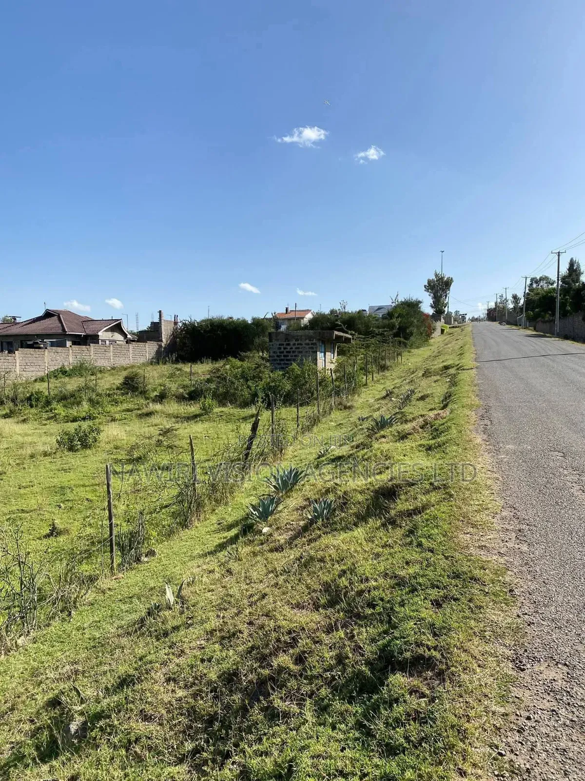 Prime 100*100 Plot for Sale in Ruai Touching Tarmac
