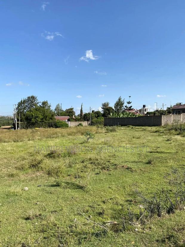 Prime 100*100 Plot for Sale in Ruai Touching Tarmac - thumbnail 3