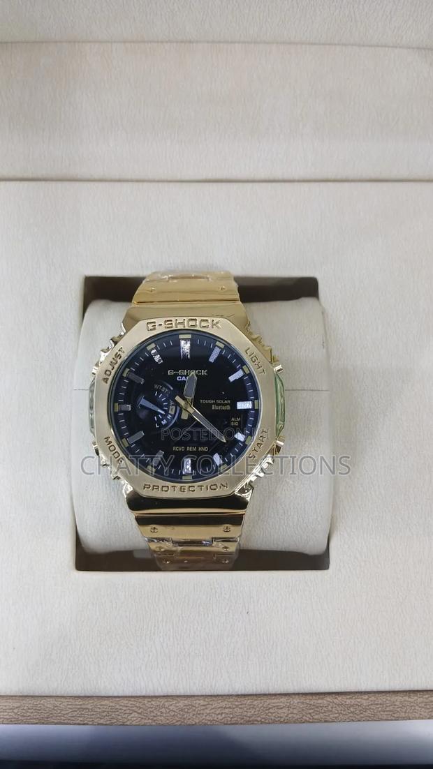 Gold G- Shock Metallic Gents Wrist Watches
