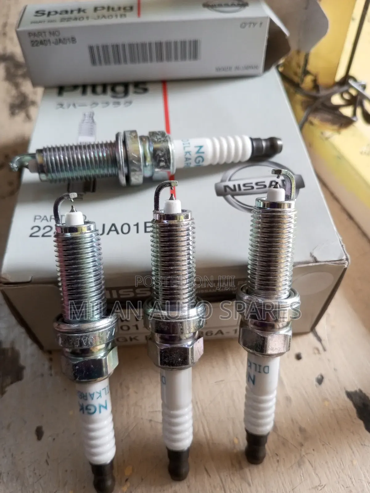 Genuine Spark Plugs NGK Dilkar6a-11 for Nissan Juke