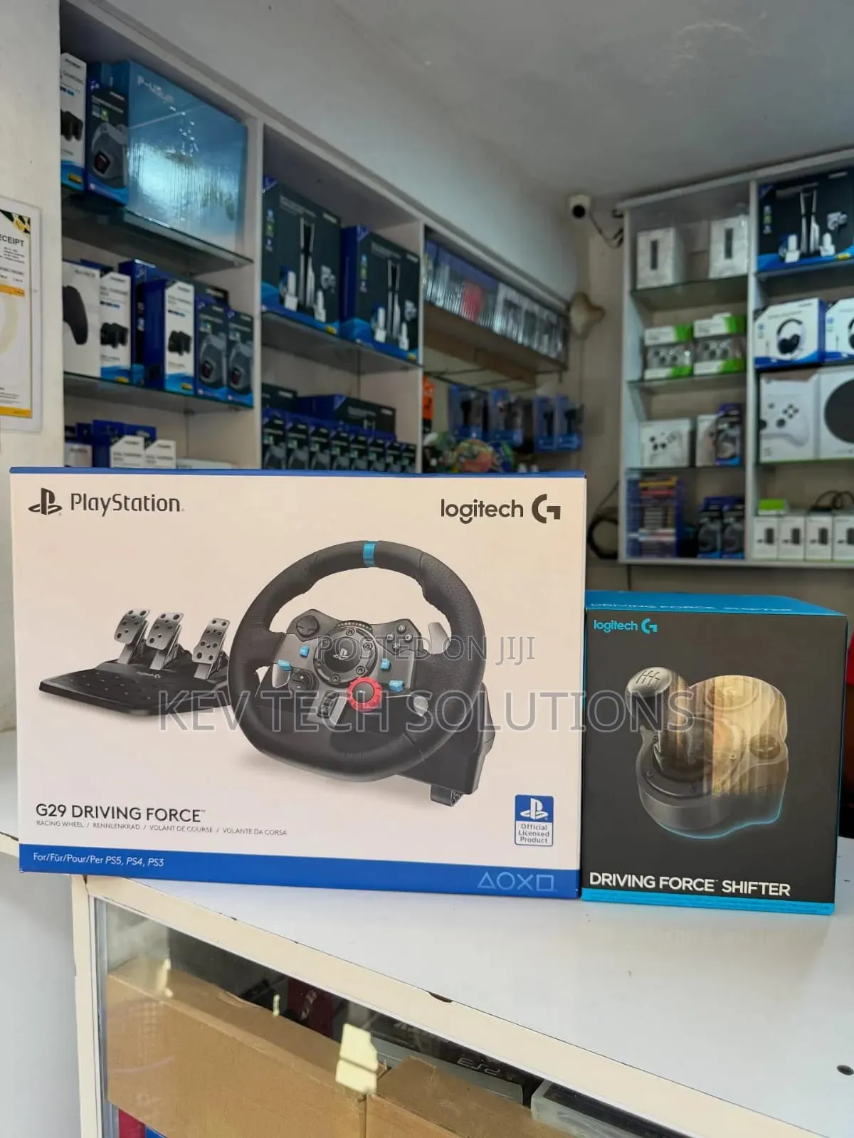 Refurbished Logitech G29 Driving Force.