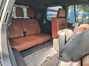 Toyota Land Cruiser 4.6 V8 ZX 2019 Matt Black