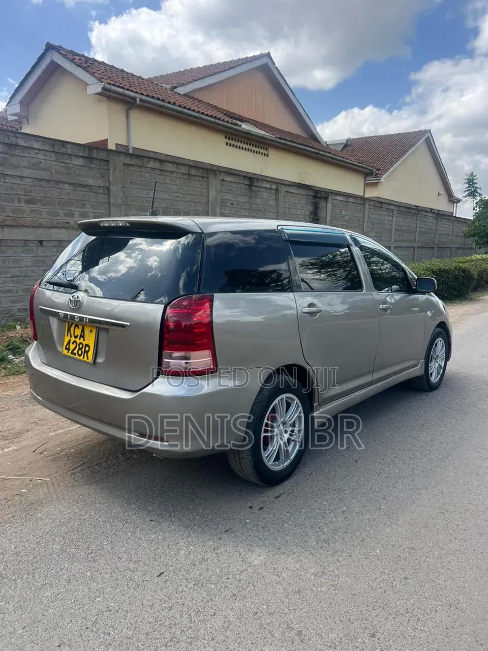 Toyota Wish 2007 Beige