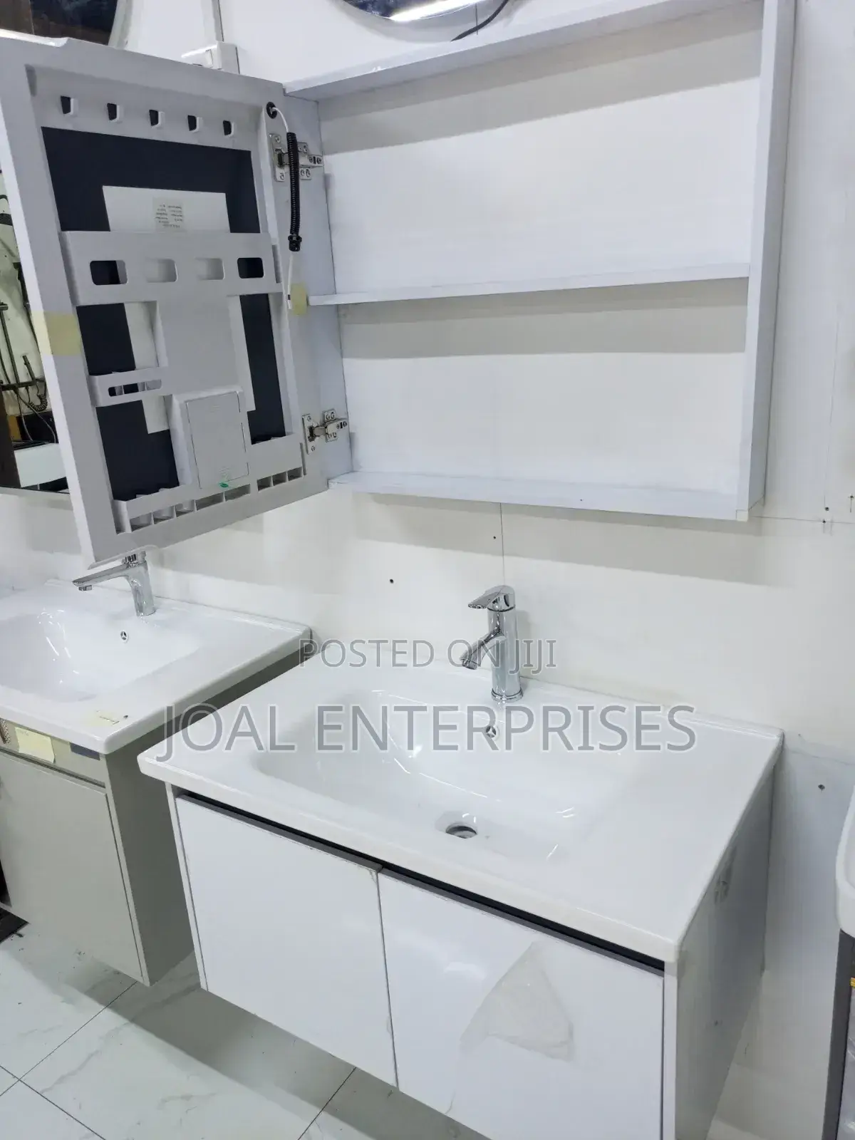 Led Mirror Vanity Cabinet