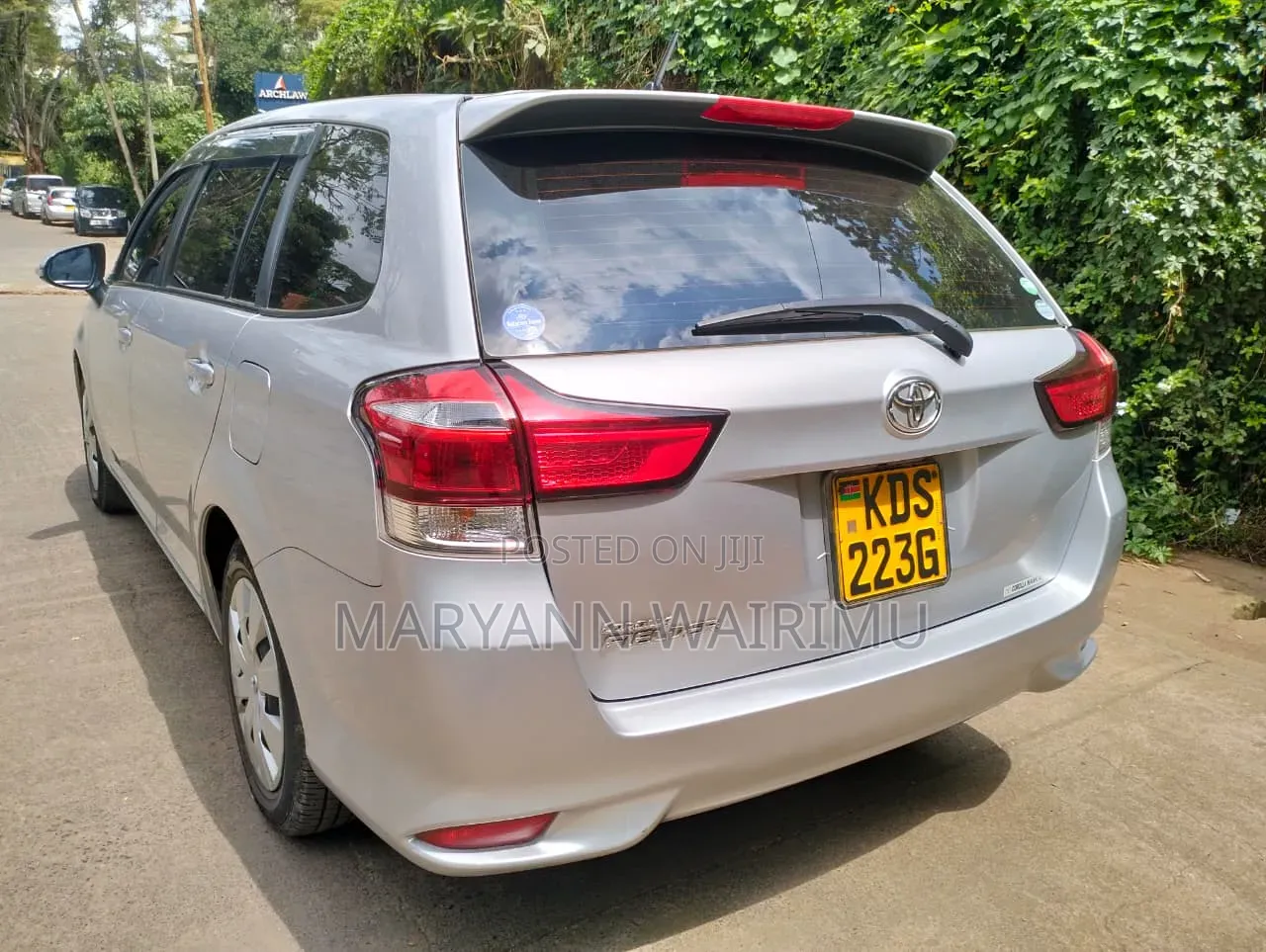 Toyota Corolla Fielder 2017 Silver