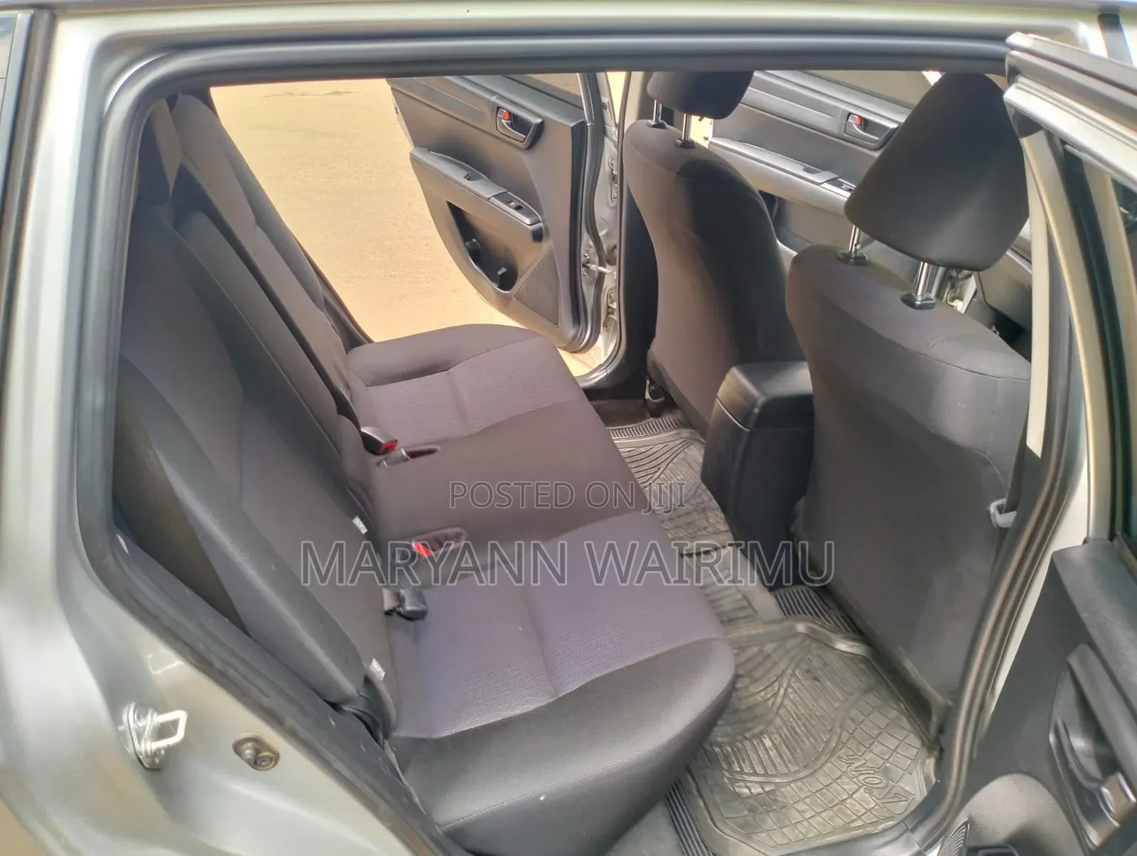 Toyota Corolla Fielder 2017 Silver