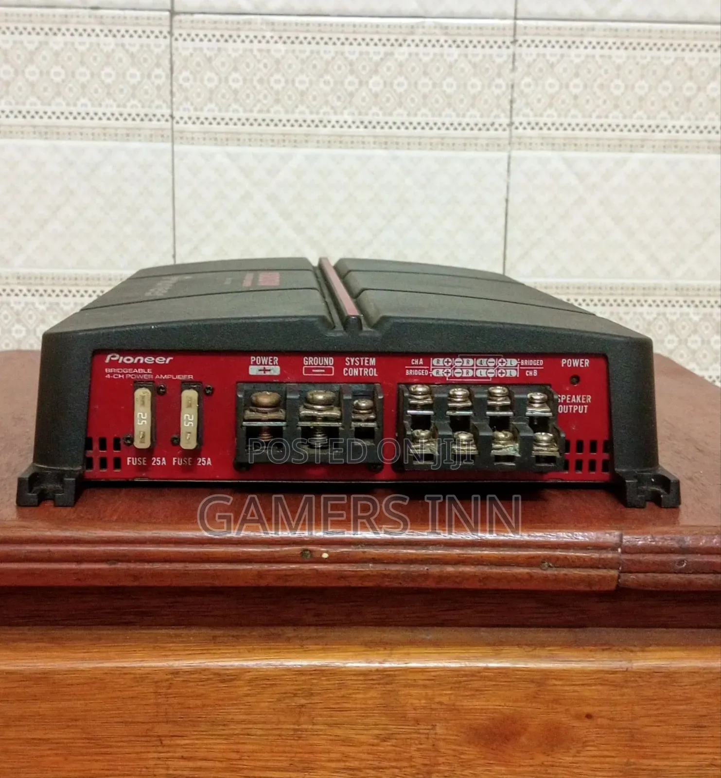 Pioneer 1000w Gm-A6704 Amplifier
