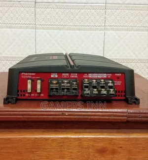 Pioneer 1000w Gm-A6704 Amplifier