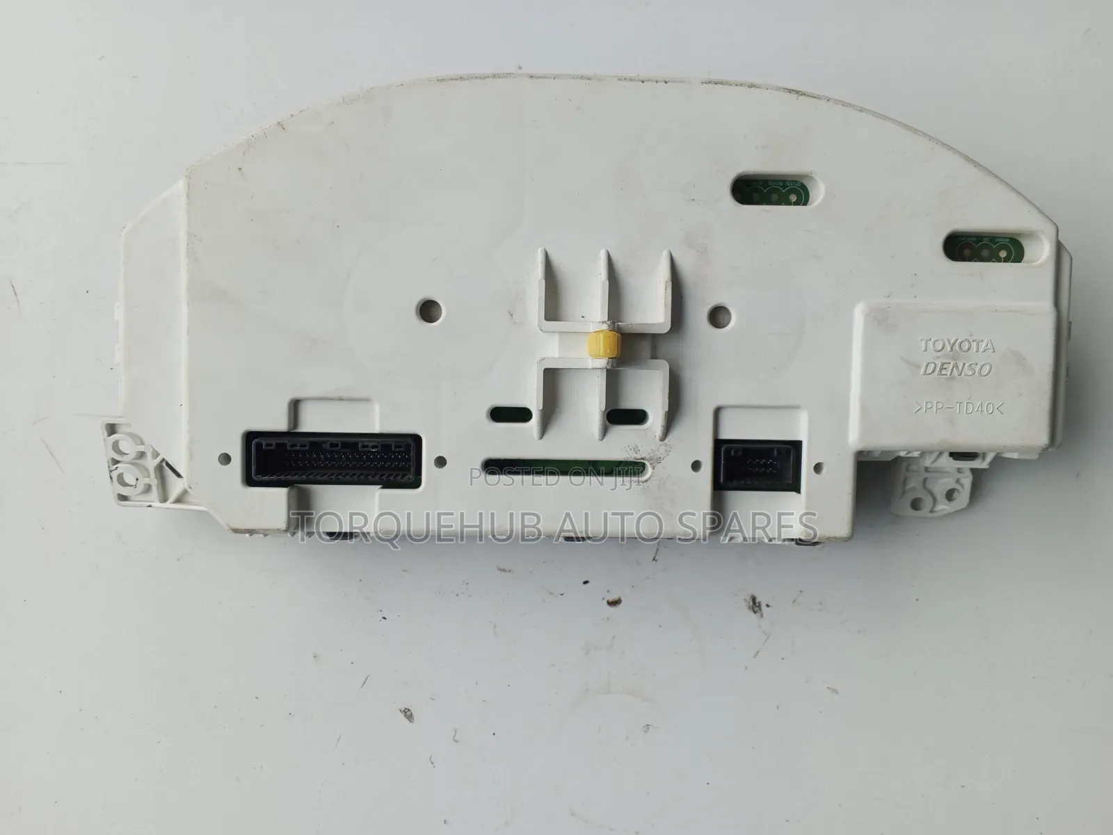 Toyota Sienta 2011 Dashboard Clock