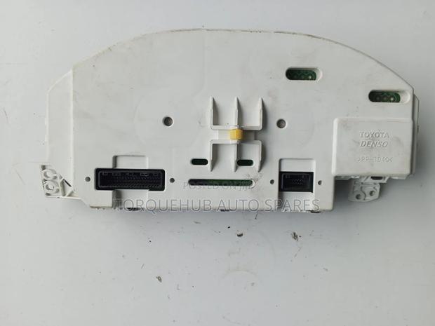 Toyota Sienta 2011 Dashboard Clock - thumbnail 2