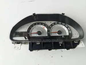 Toyota Sienta 2011 Dashboard Clock