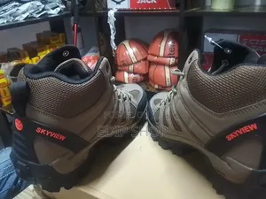 Heavy Duty Hiking Boots