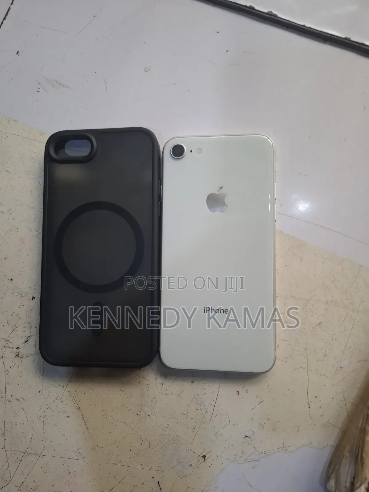 Apple iPhone 8 64 GB White