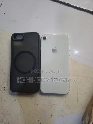 Apple iPhone 8 64 GB White