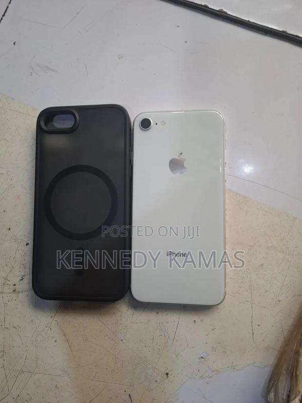 Apple iPhone 8 64 GB White - thumbnail 2