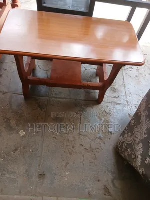 Simple, Classy and Perfectbrown Coffee Table 16x31