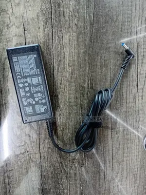65w Blue Pin Laptop Adapter
