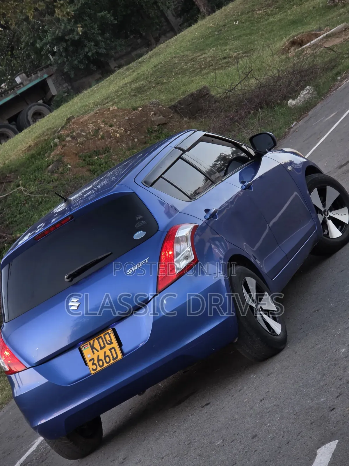 Suzuki Swift 2015 Blue