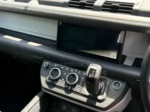 Land Rover Defender 2022 Matt Black