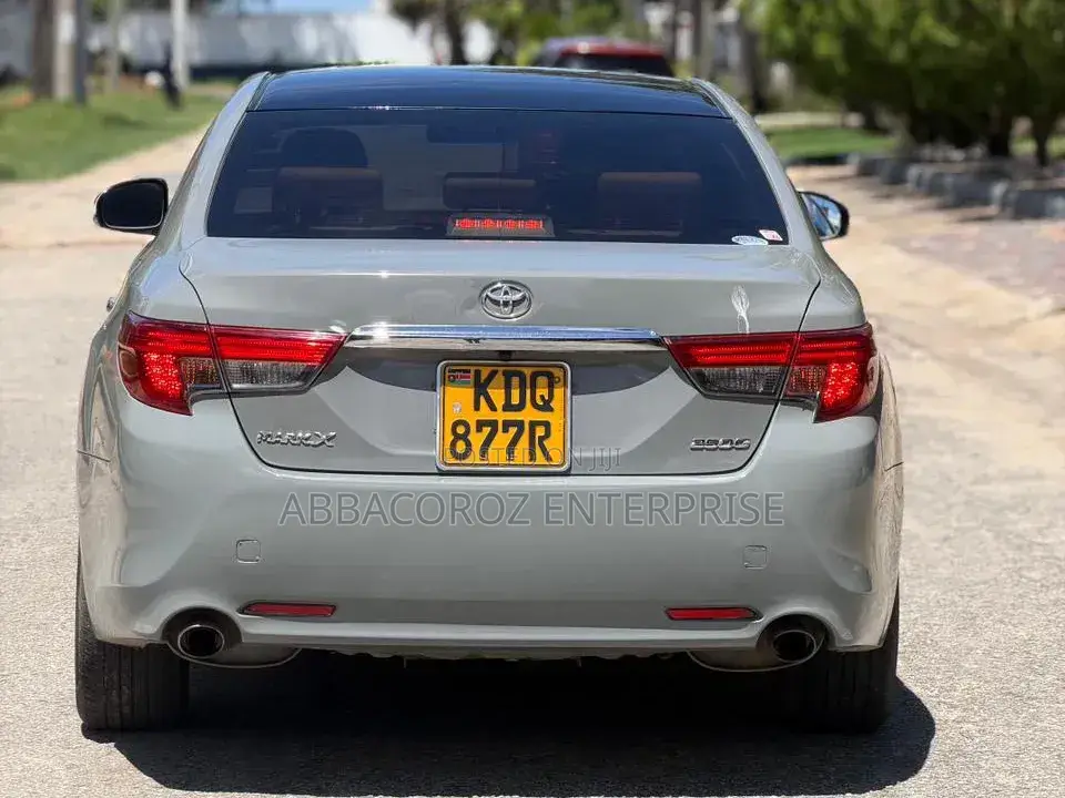 Toyota Mark X 2015