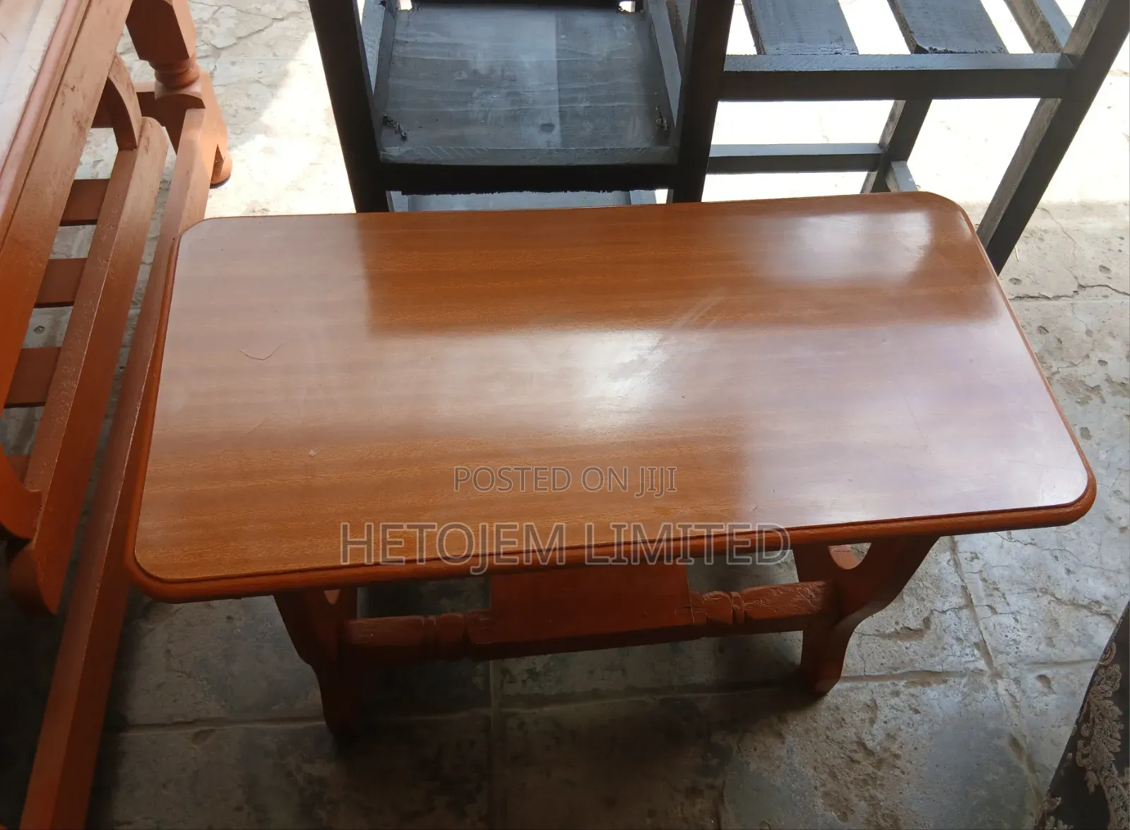 Affordable Coffee Table for Home at 1999