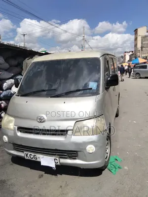Toyota HiAce 2008 Silver