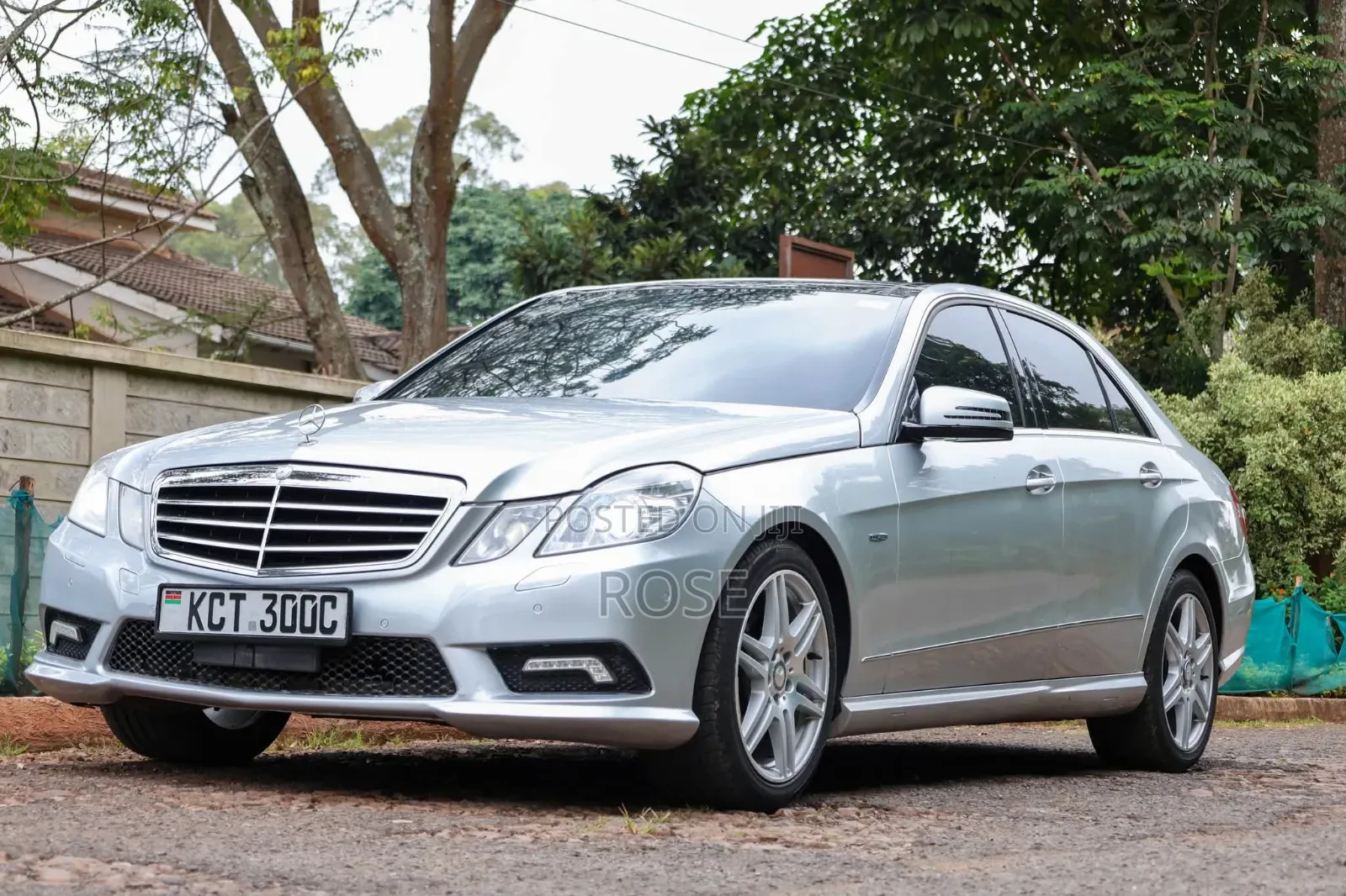 Mercedes-Benz E250 2011 Silver