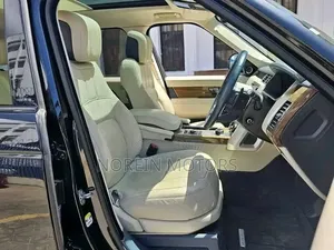 Land Rover Range Rover Vogue 2019 Black