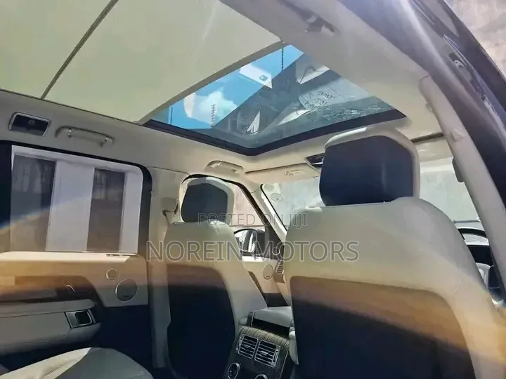 Land Rover Range Rover Vogue 2019 Black