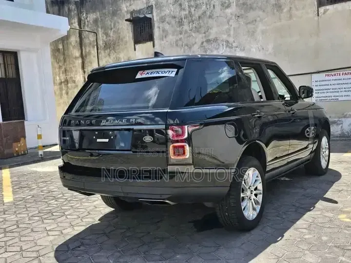 Land Rover Range Rover Vogue 2019 Black