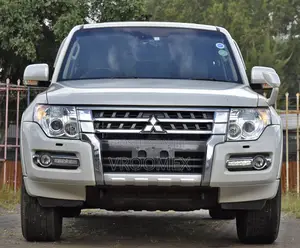 Mitsubishi Pajero Exceed 2018 White