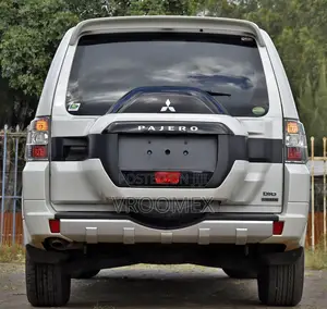 Mitsubishi Pajero Exceed 2018 White
