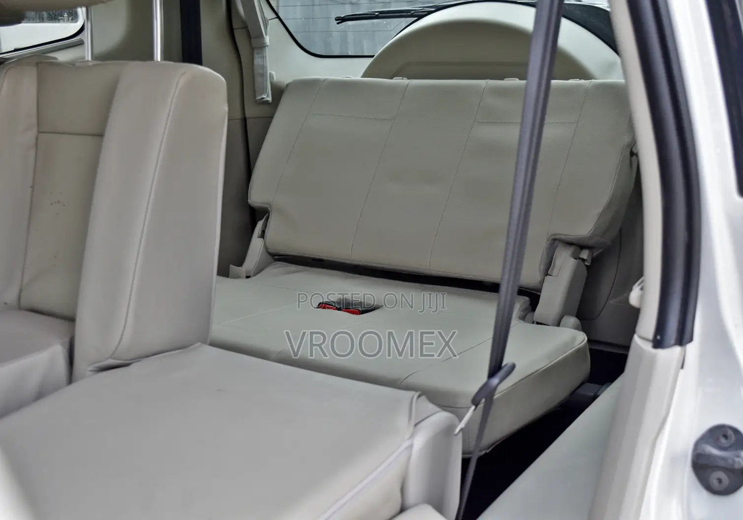 Mitsubishi Pajero Exceed 2018 White