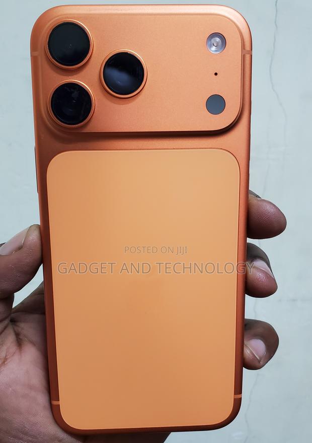 New Apple iPhone 17 Pro Max 1 TB Orange - thumbnail 3